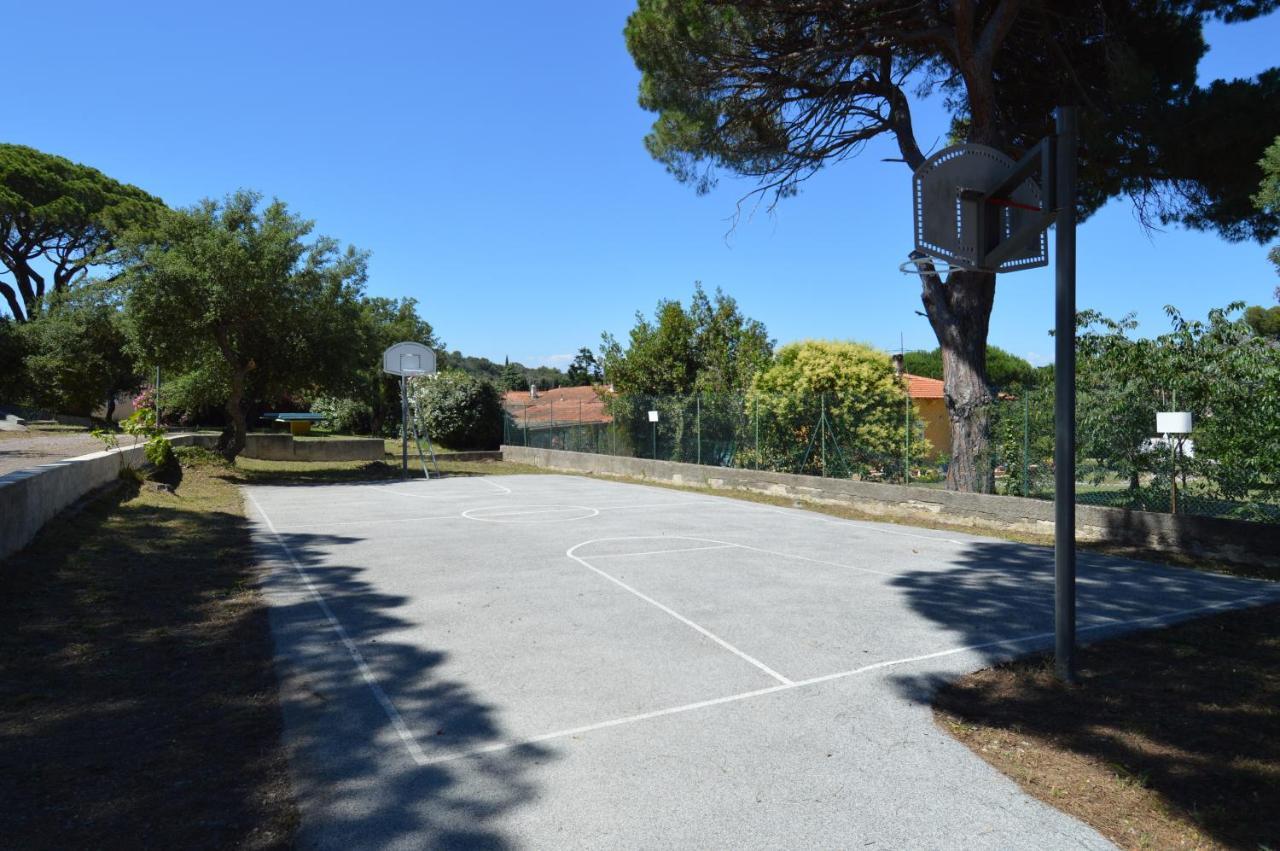 Le Domaine De Villepey By Sdr Saint-Tropez Kültér fotó